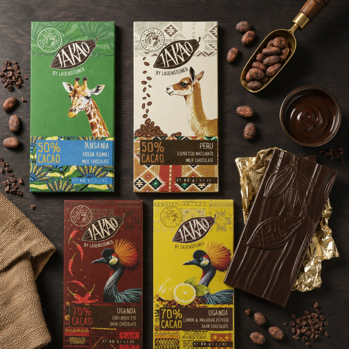 Kakaobohnen und Kakaonibs als Ausgangsmaterial für Bean-to-Bar-Schokolade