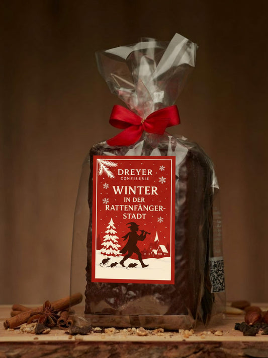 Original Nürnberger Elisen-Lebkuchen eckig schokoliert 400 g – handwerklich gefertigte Lebkuchen mit 35 % Nussanteil und feiner Zartbitterkuvertüre, erhältlich in der Dreyer Confiserie in der Rattenfängerstadt Hameln.