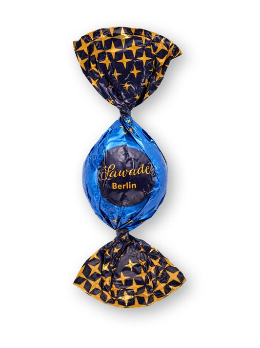 Sawade Nussnougat Kugel 16g – Pralinenkugel aus Edelbitterschokolade gefüllt mit feinem Haselnussnougat.